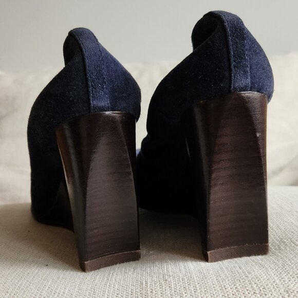 NWOT Lanvin Navy Suede Wedge Heels - US 7.5 - Picture 9 of 14